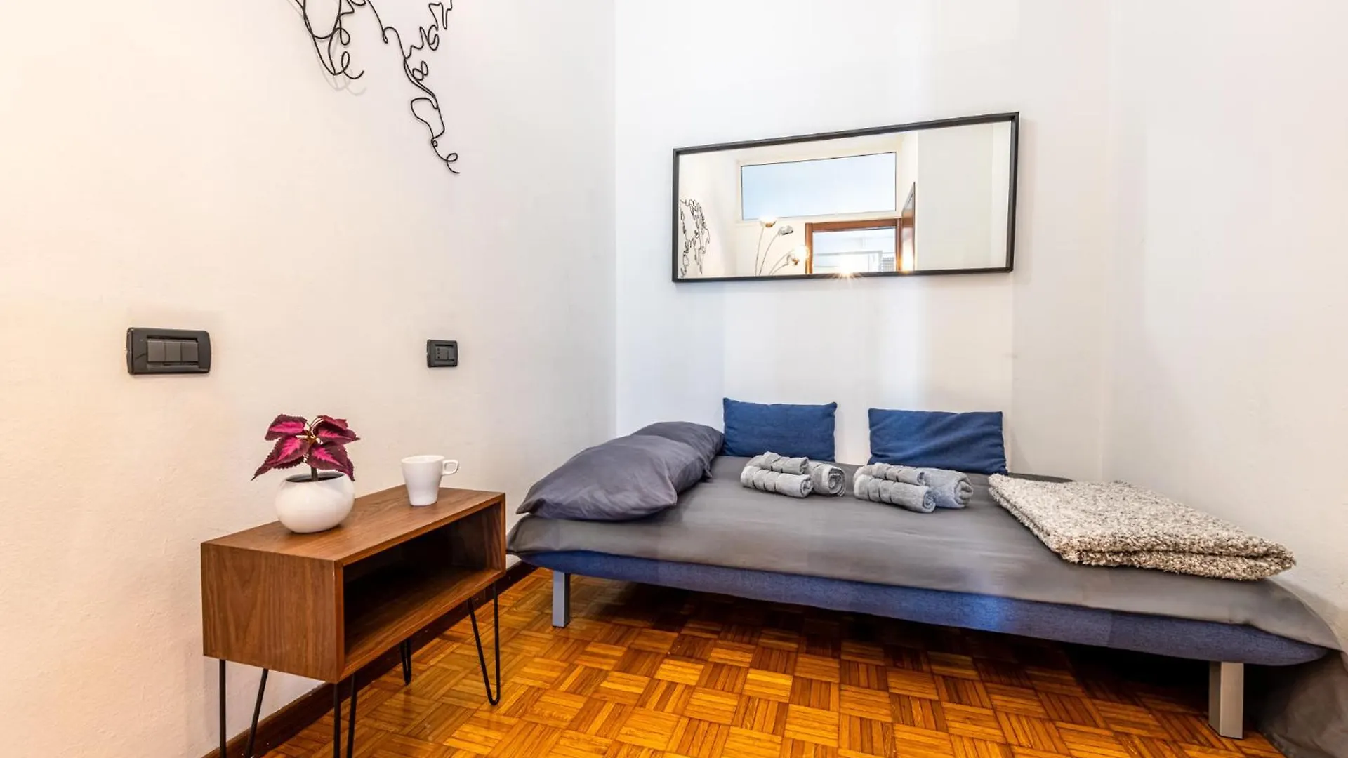 Apartment Porta Nuova Elegance & Comfort Near Corso Como Milan
