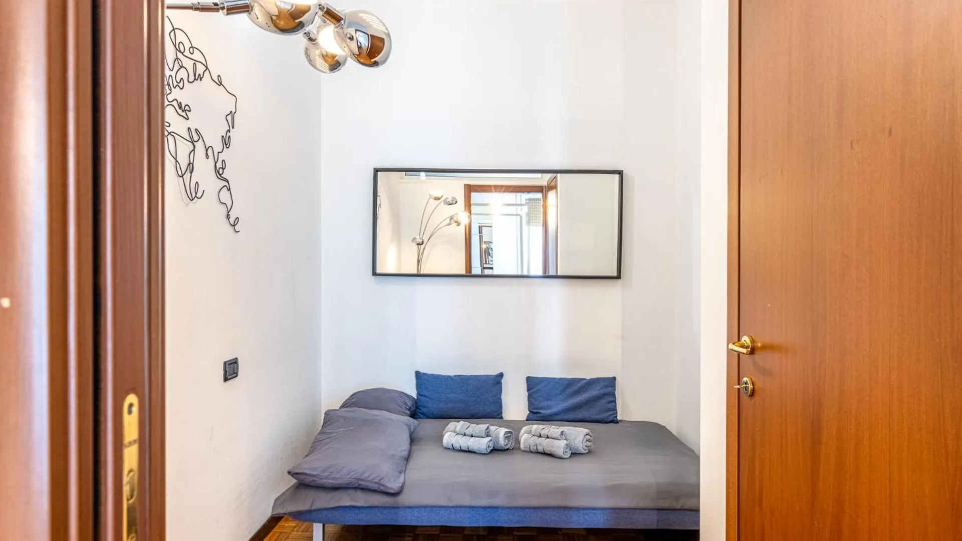 Porta Nuova Elegance & Comfort Near Corso Como Milan Italy