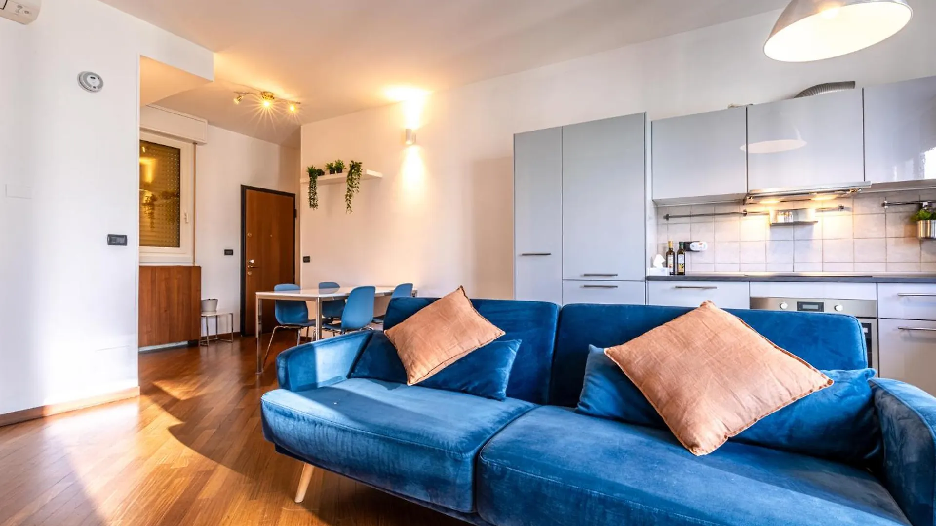 Porta Nuova Elegance & Comfort Near Corso Como Milan 0*,